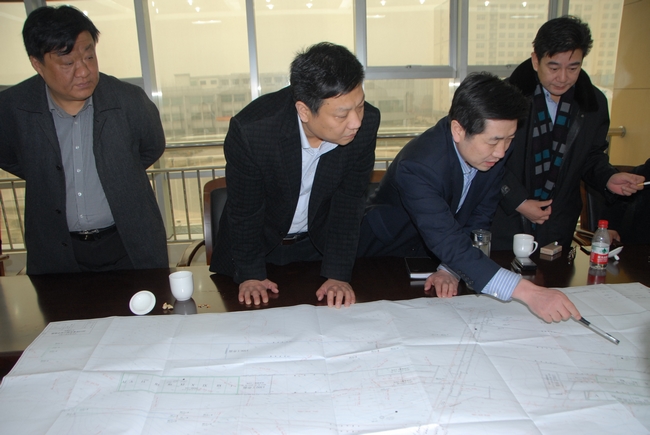 济矿集团总经理张广宇来霄云煤矿节后慰问（张大壮）