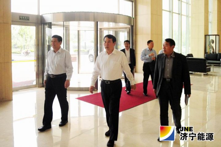 刘中会到集团公司进行教育实践活动约谈