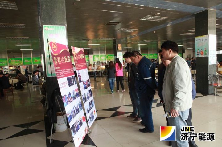 “身边榜样&nbsp;青春风采”&nbsp;优秀青年展板在各企业巡回展出