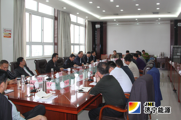 市政府副秘书长贺雷一行赴榆林调研