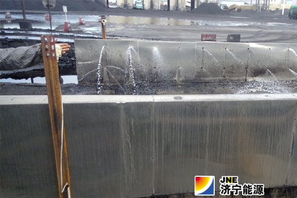 义桥煤矿煤场安设红外自动喷淋装置&nbsp;降尘效果好