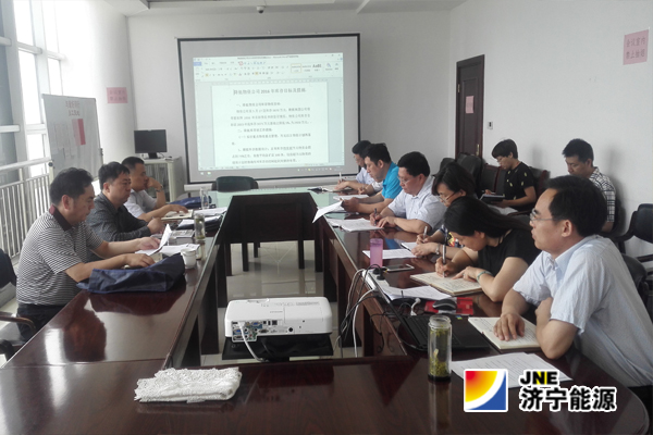 闵维到物资公司调研指导工作