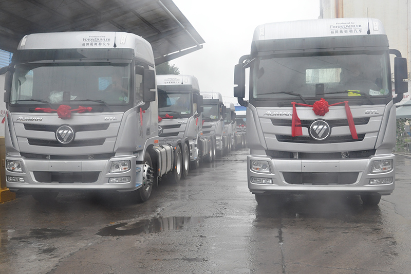 1629766800767705.jpg 花园煤矿新国标六运输车启用仪式2.jpg