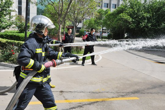 花园煤矿紧绷秋季安全“防火弦”