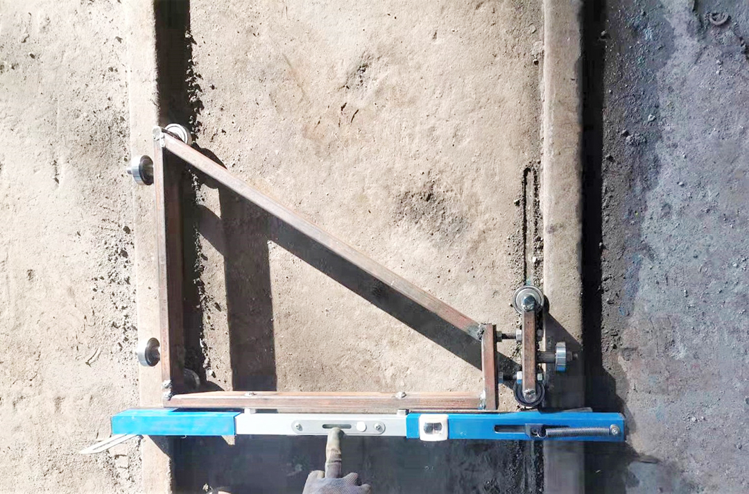 1637112156215409.jpg 阳城煤电研发自动轨距测量仪 提高道轨铺设标准--图片.jpg