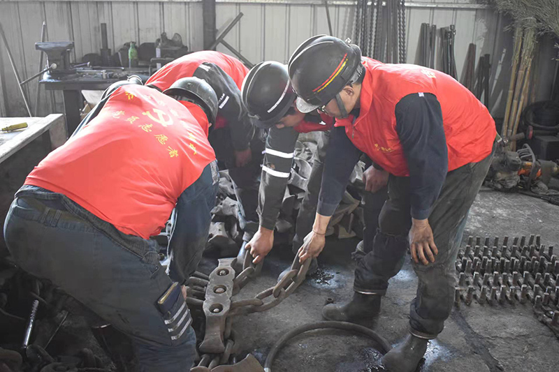 2022.3.7桥煤矿：废旧再利用 “淘宝”在行动（卓曼丽 秦士卫） (1).jpg