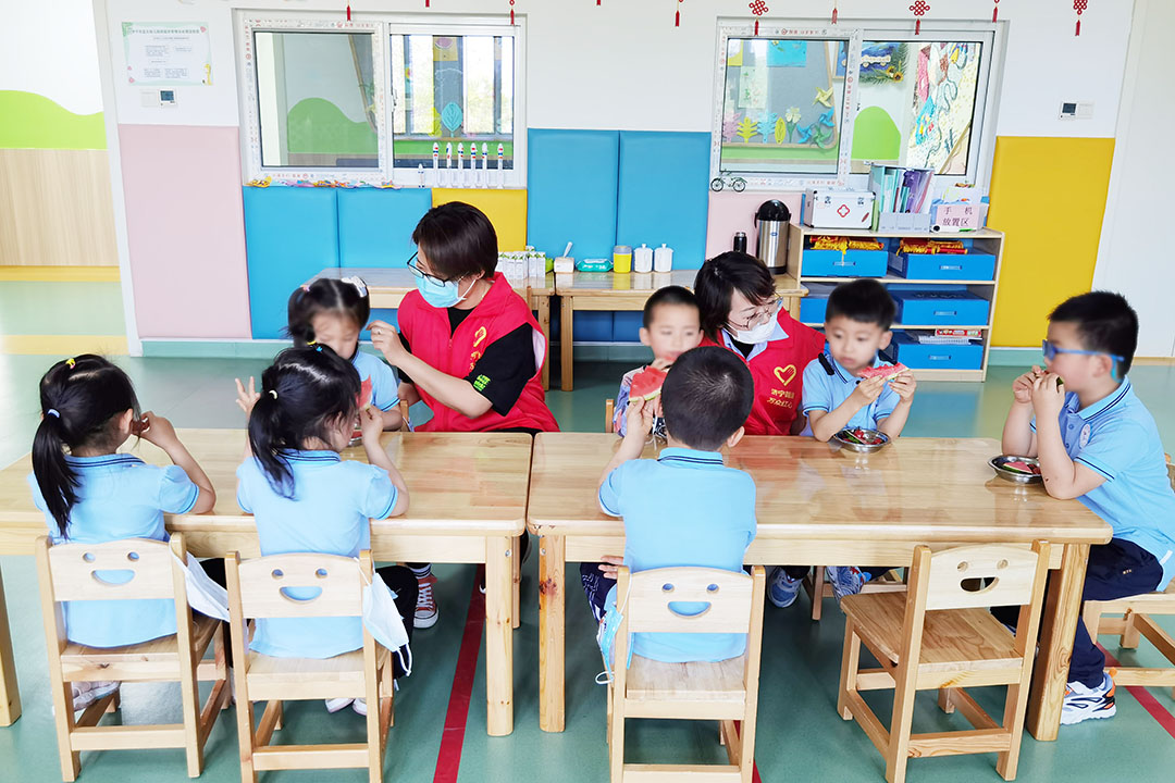 鲲鹏公司积极参加“共享蓝天 爱心捐赠”活动（薛皛皛） (6).jpg