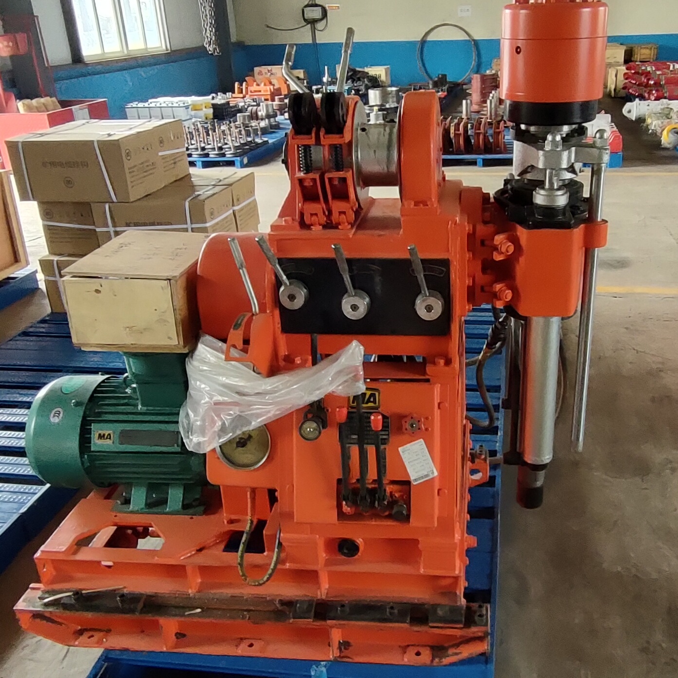 1660211831837013.jpg 花园煤矿新型钻机.jpg