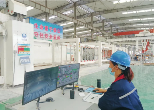生产线马力全开！昌耀建材加速一期加气混凝土板材生产