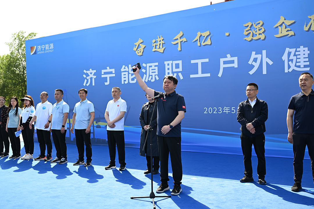 1683429809586914.jpg 发枪.JPG