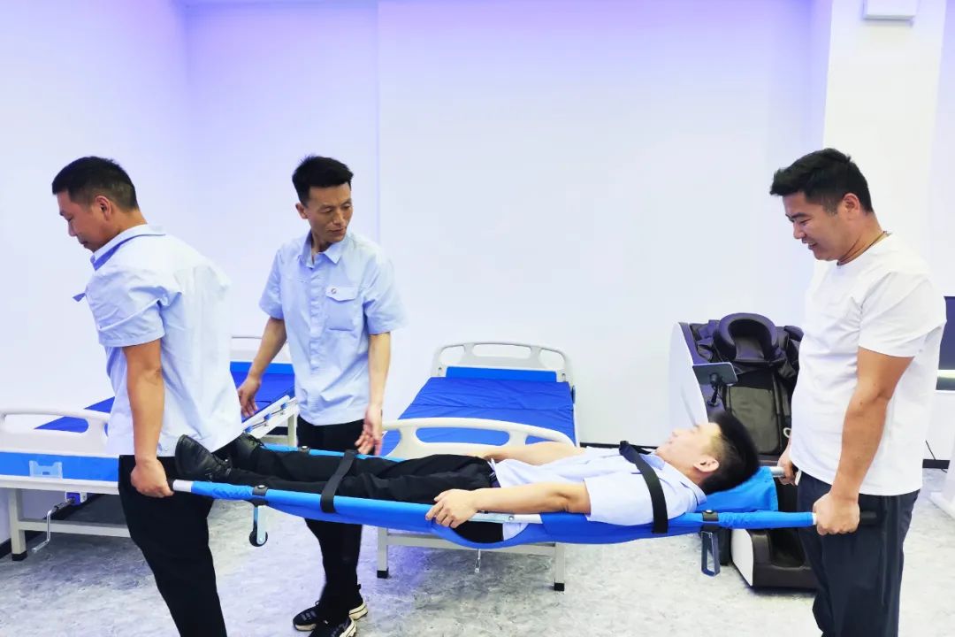 1693021646356776.jpg 640 (4).jpg