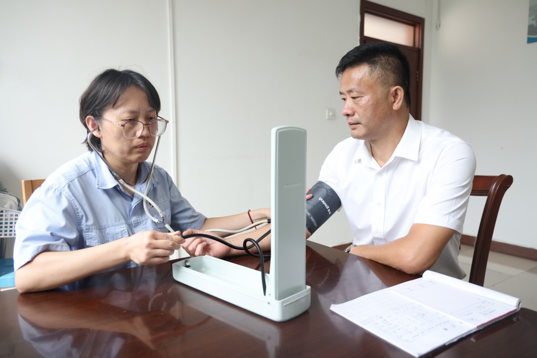 1696405492490261.jpg 2.jpg