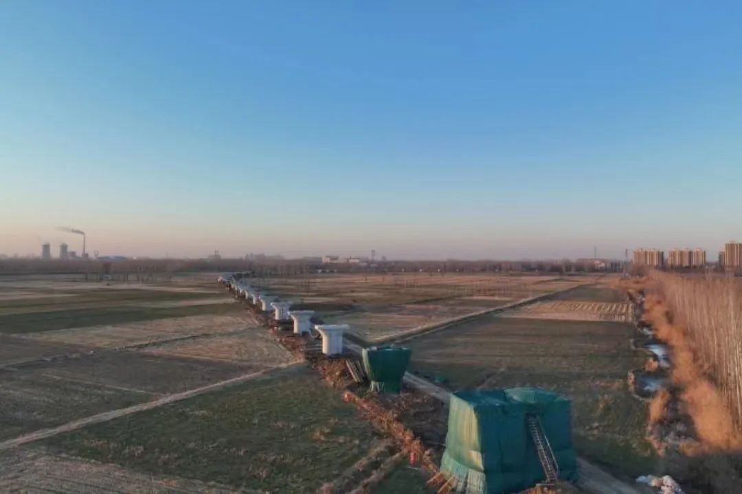 1704866292801682.jpg 6404444.jpg