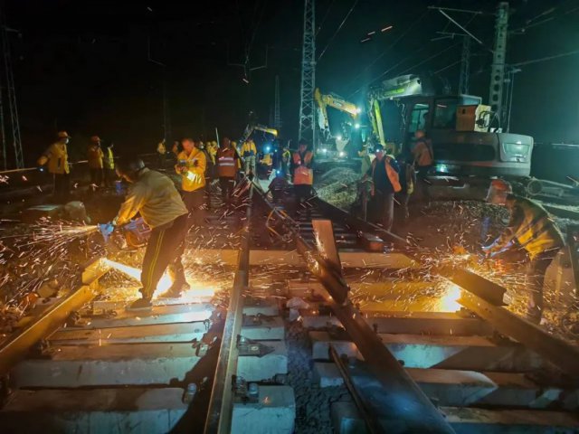 龙拱港新建交接场全面接入新菏兖日铁路