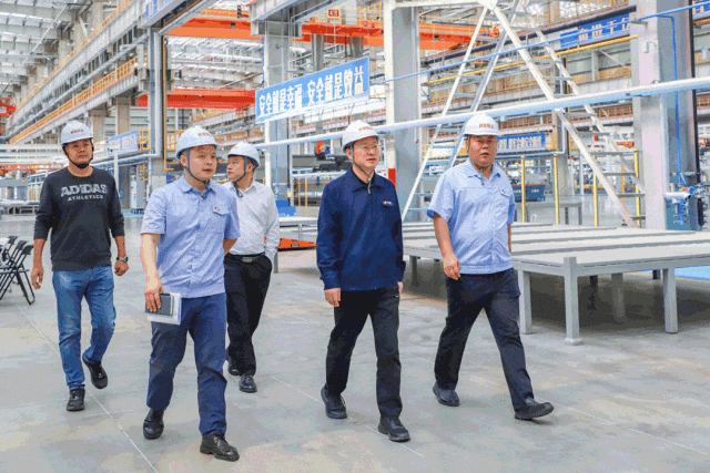 1728116314107119.gif 640 (1).gif