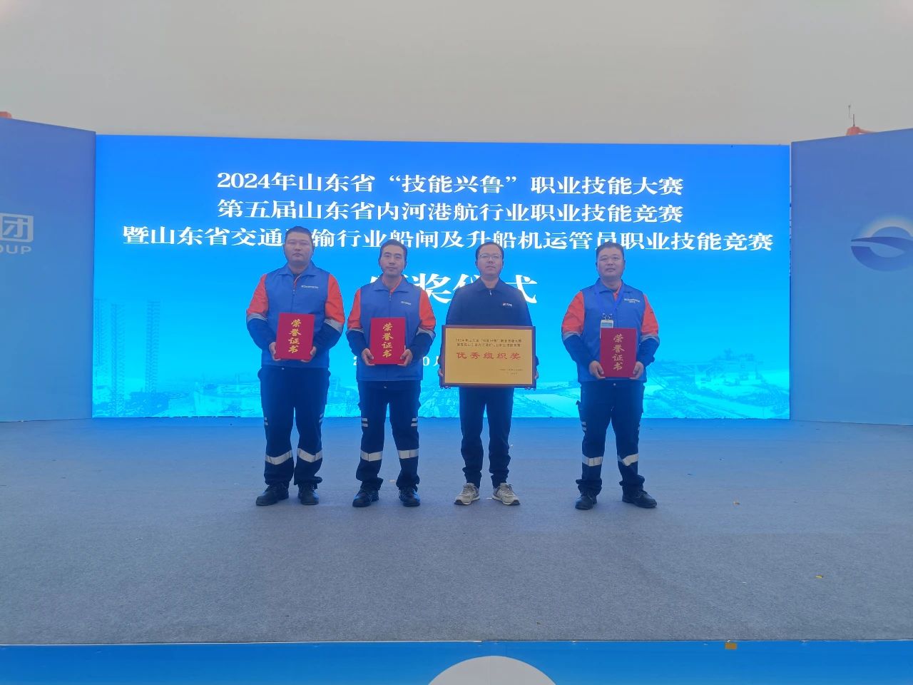 1738914205460052.jpg 1738914147075.jpg