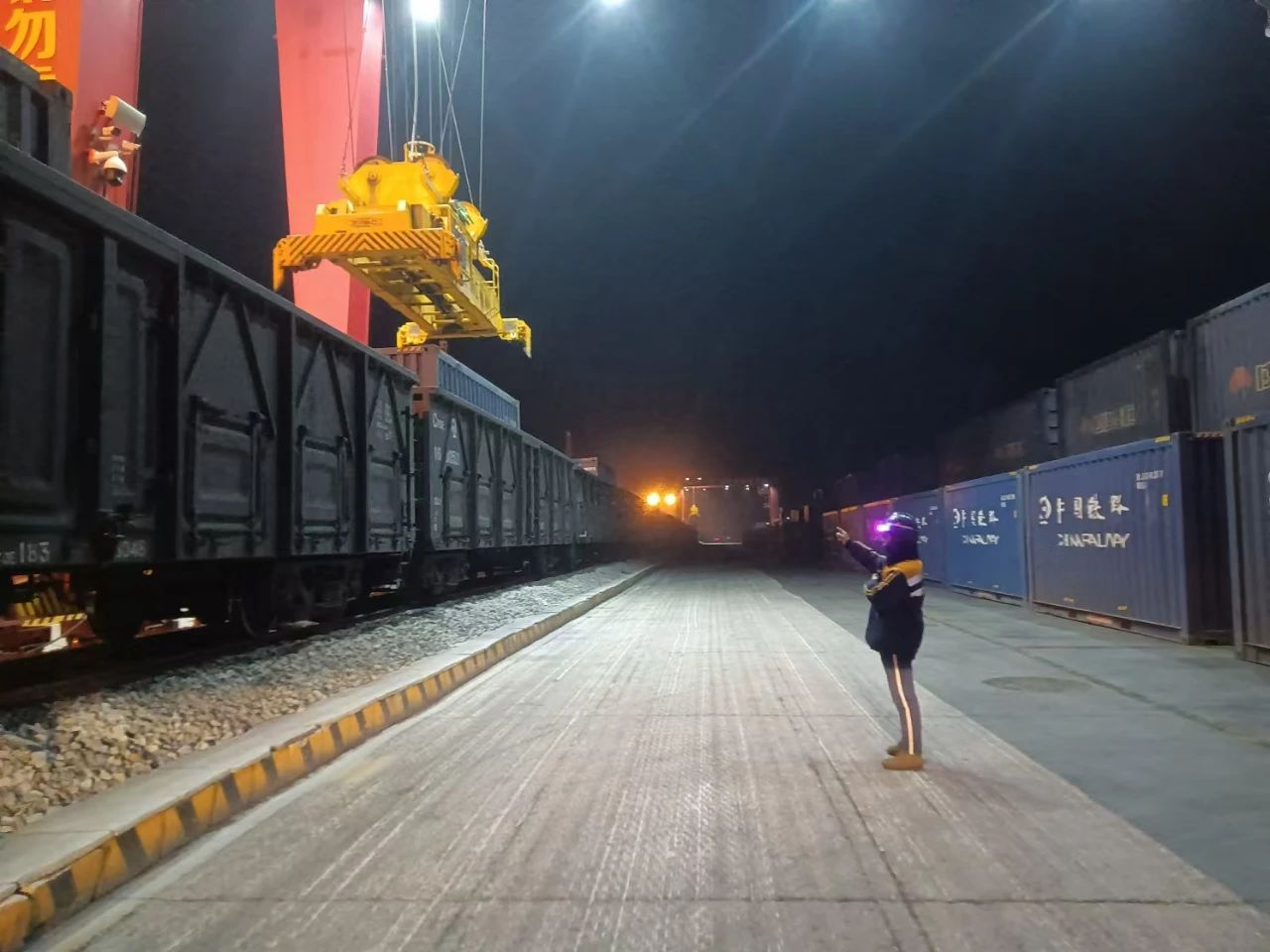 1738914725836494.jpg 1738914774462.jpg