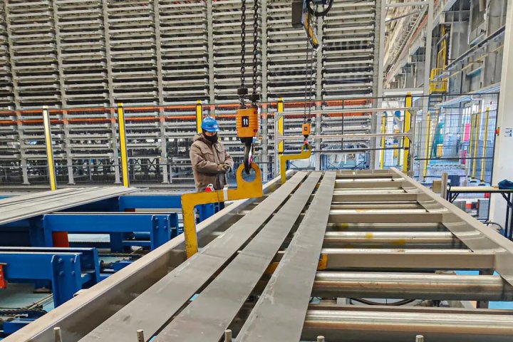 新能船业优化吊具赋能生产吊运提质增效