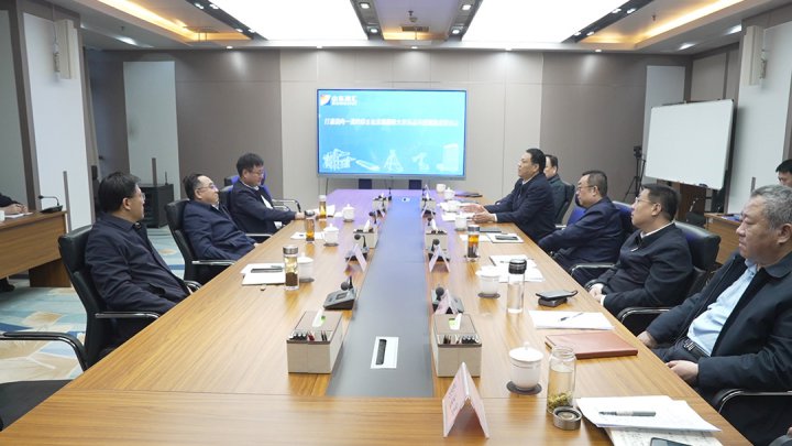 市领导到乐鱼手机站登录入口-乐鱼online（中国）
调研指导